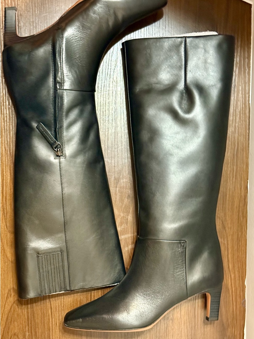 Franco Sarto Genuine Black Leather Tall Kitten Heel Boots Size 9.5 - Picture 4 of 5